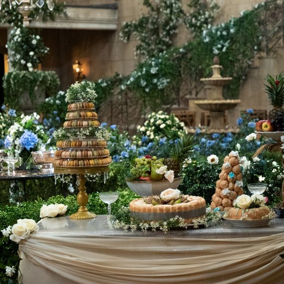 Meet your Posher, Dee - Picture 1 of 4